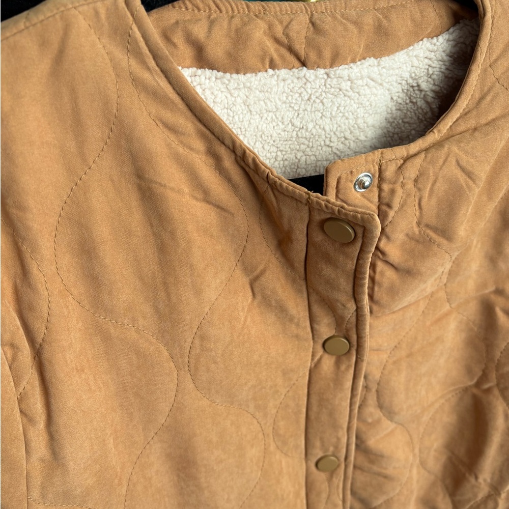 Hem & Thread Cream and Tan Teddy Jacket reversible - Picture 5 of 6